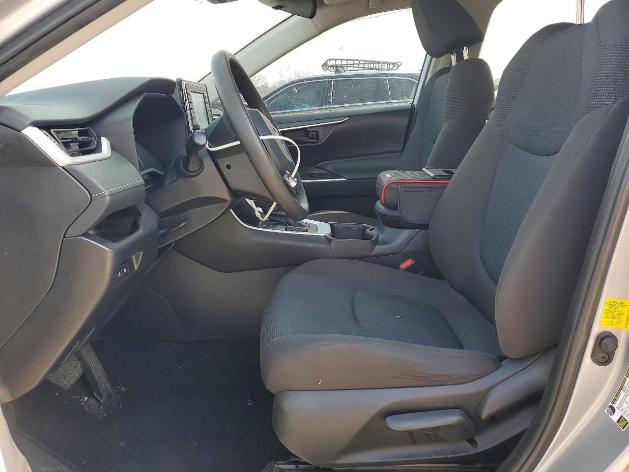 2022 Toyota Rav4 Le Silver vin: 2T3H1RFV5NW200222