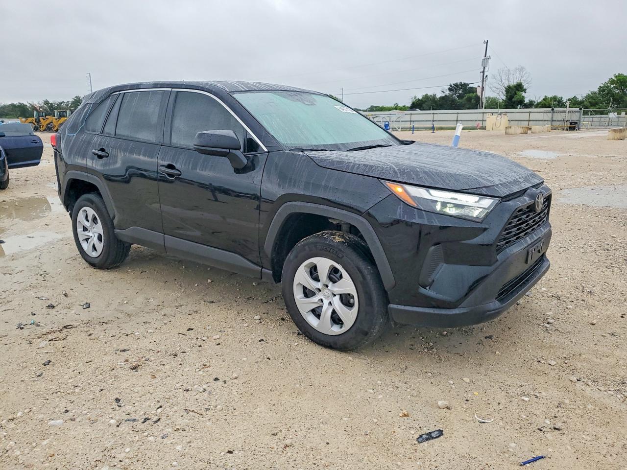 2025 Toyota Rav4 Le Black vin: 2T3H1RFV6SW413630