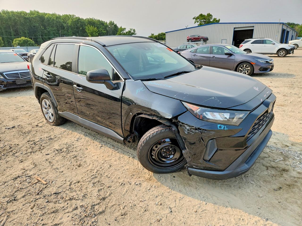 2019 Toyota Rav4 Le Черный vin: 2T3H1RFV8KW051638