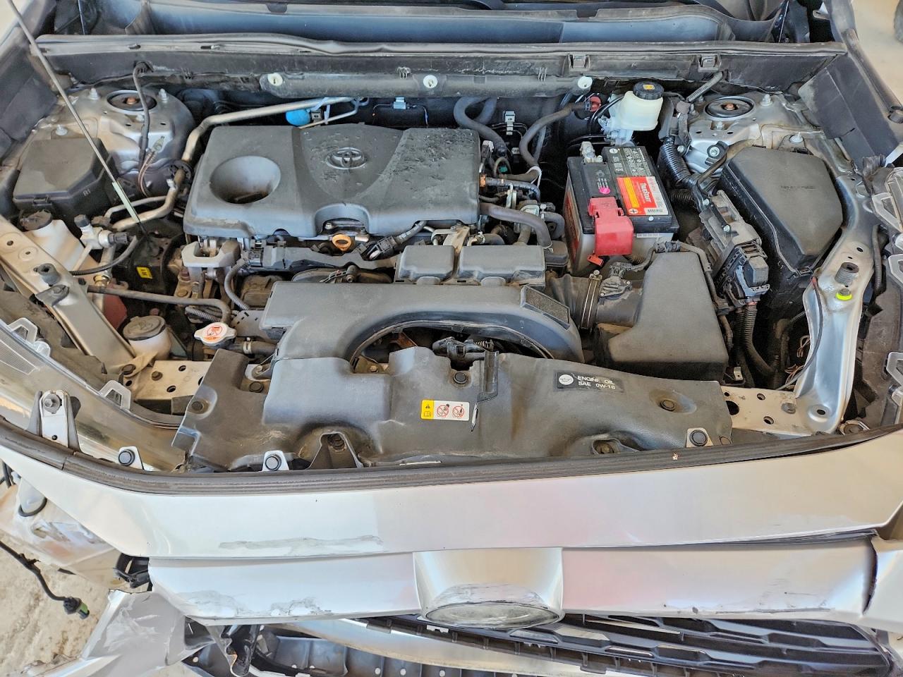 2020 Toyota Rav4 Le Серебряный vin: 2T3H1RFV9LC061758