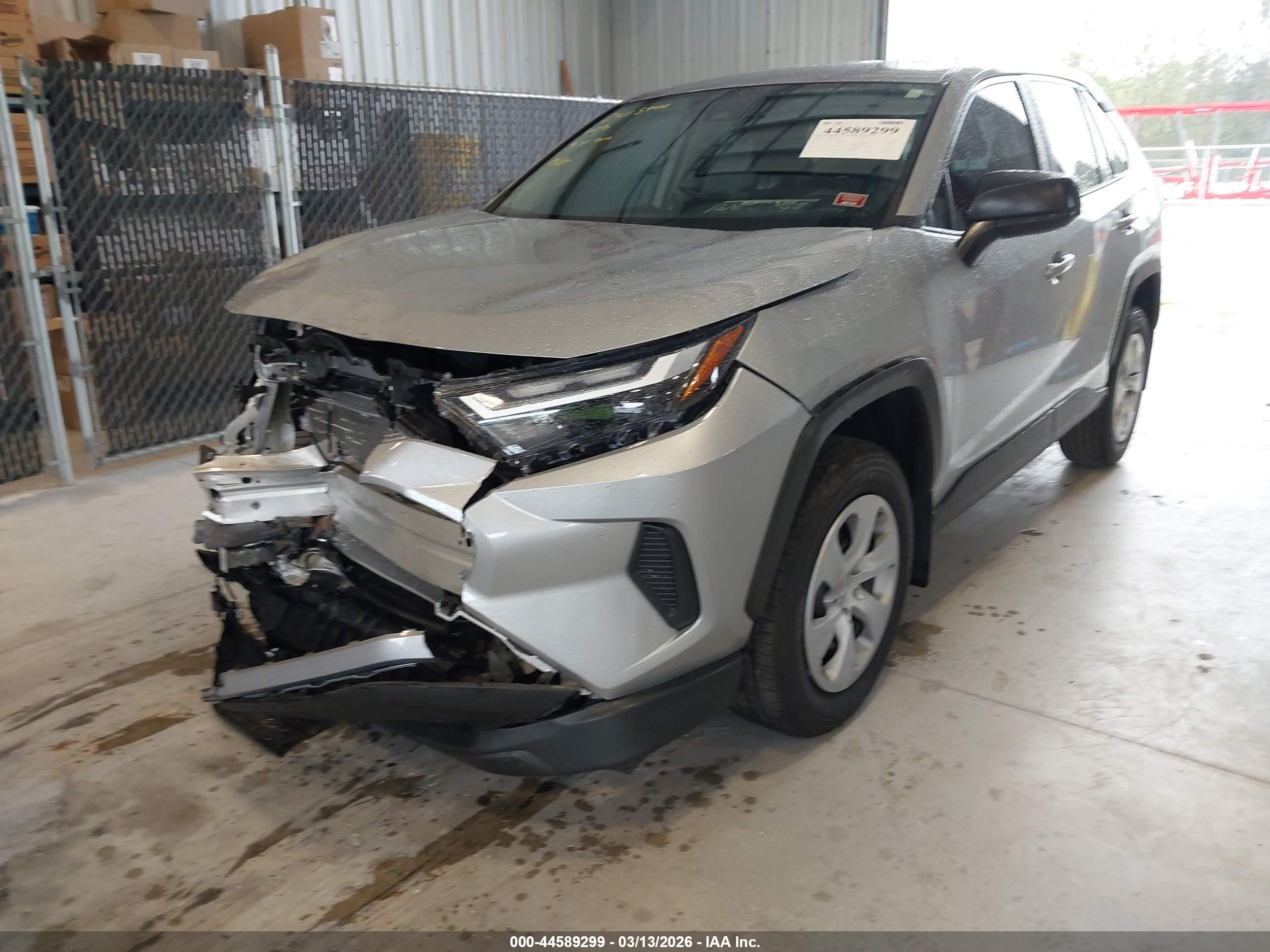 2024 Toyota Rav4 Le Серебряный vin: 2T3H1RFV9RW336407