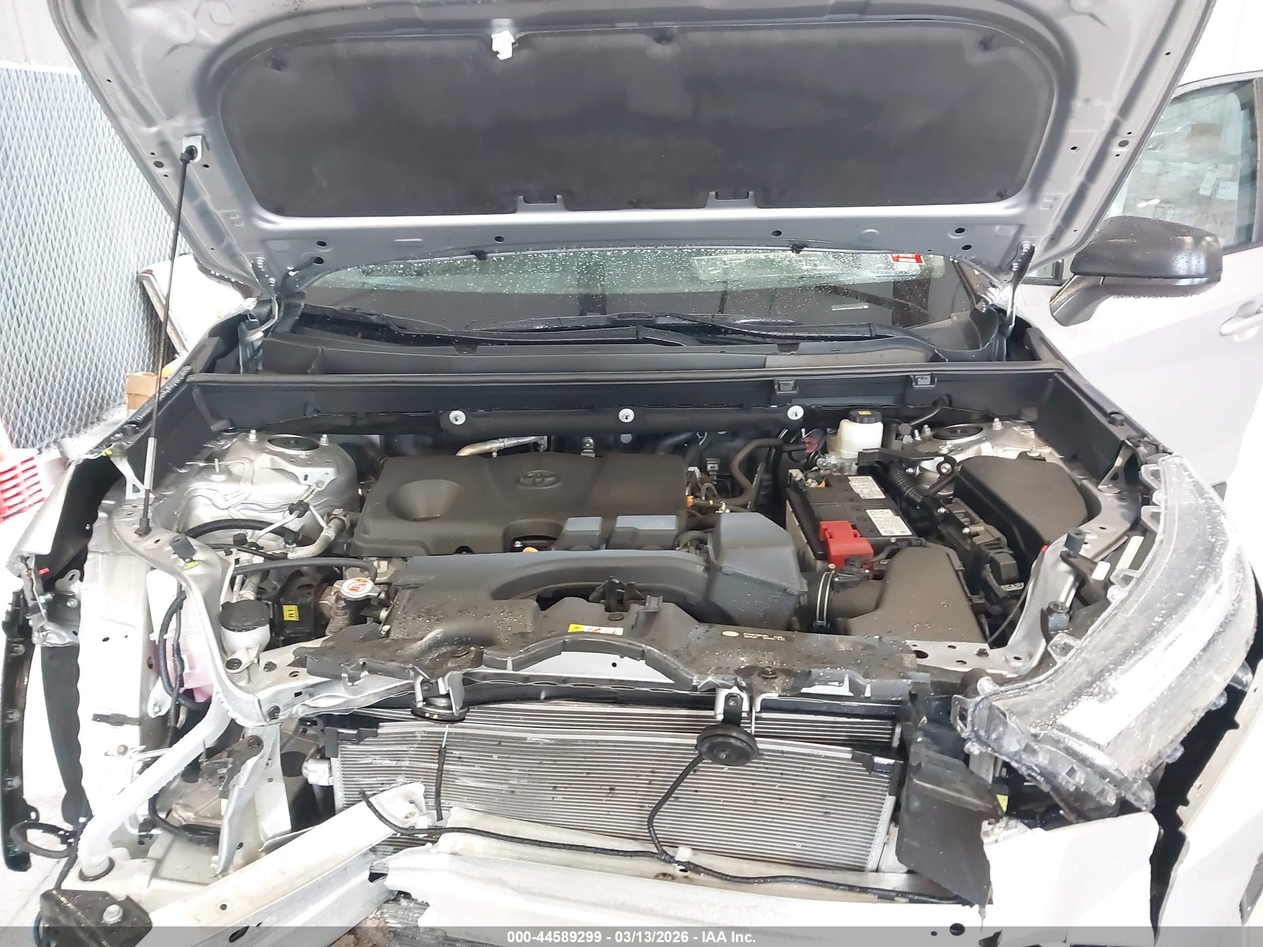 2024 Toyota Rav4 Le Серебряный vin: 2T3H1RFV9RW336407