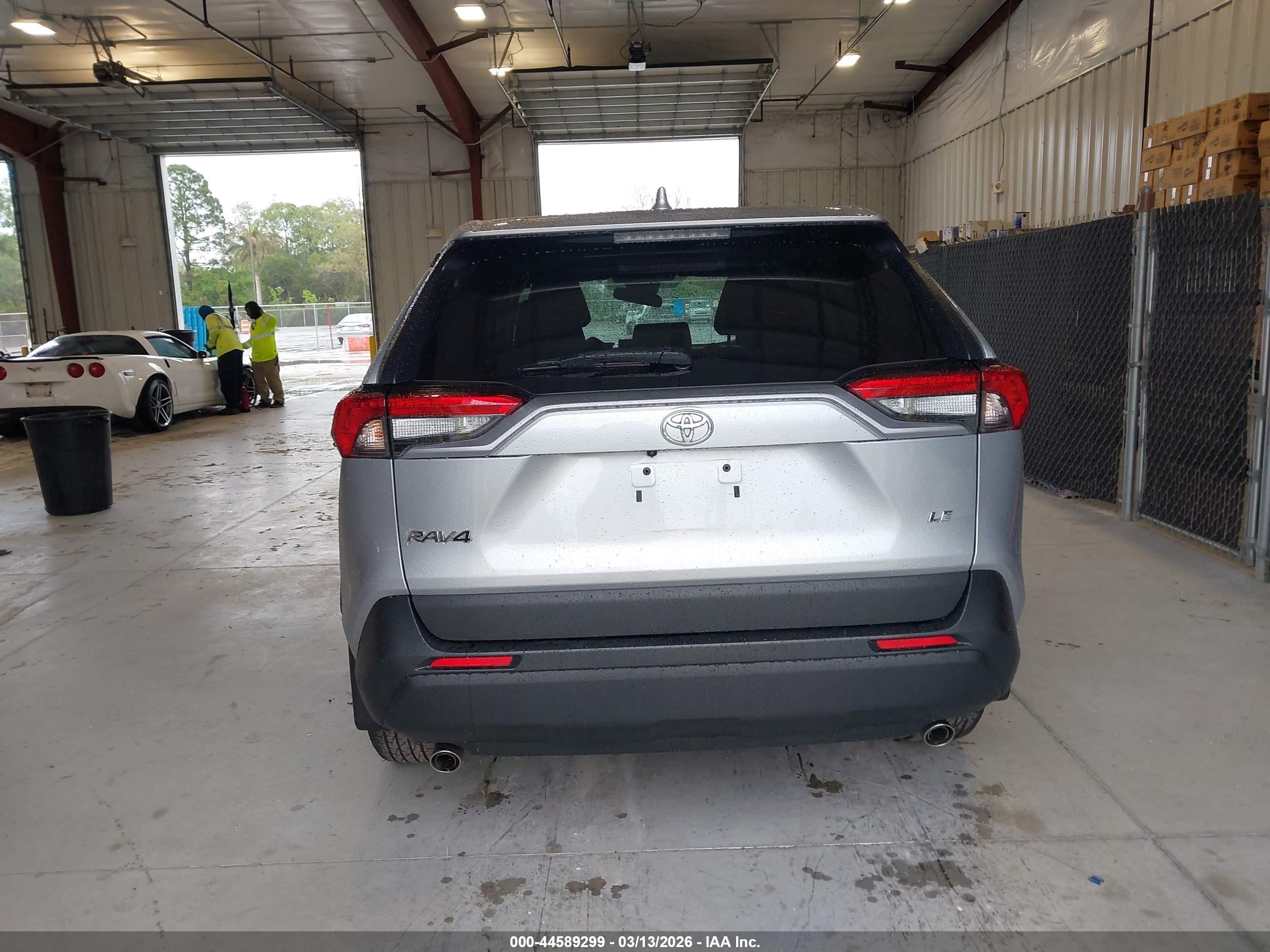 2024 Toyota Rav4 Le Серебряный vin: 2T3H1RFV9RW336407