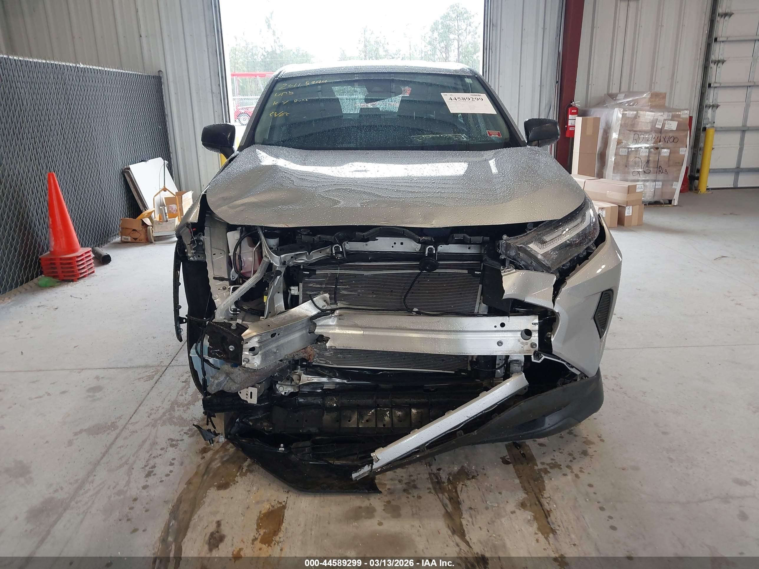 2024 Toyota Rav4 Le Серебряный vin: 2T3H1RFV9RW336407