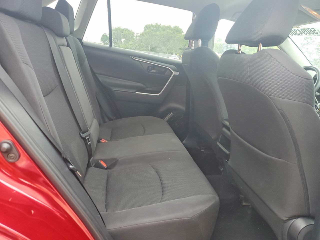 2019 Toyota Rav4 Le Maroon vin: 2T3H1RFVXKW019807