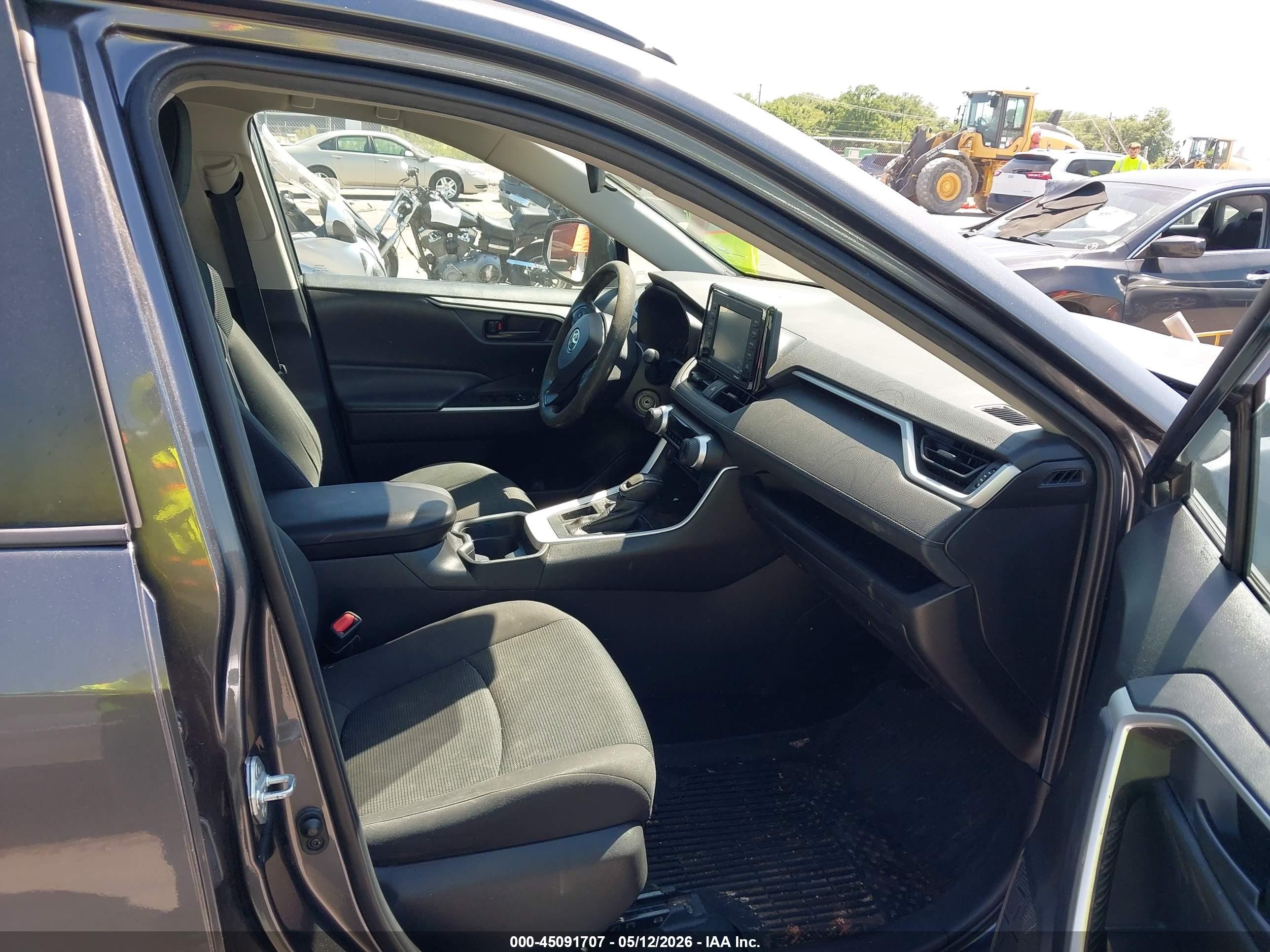 2021 Toyota Rav4 Le Gray vin: 2T3H1RFVXMC130202