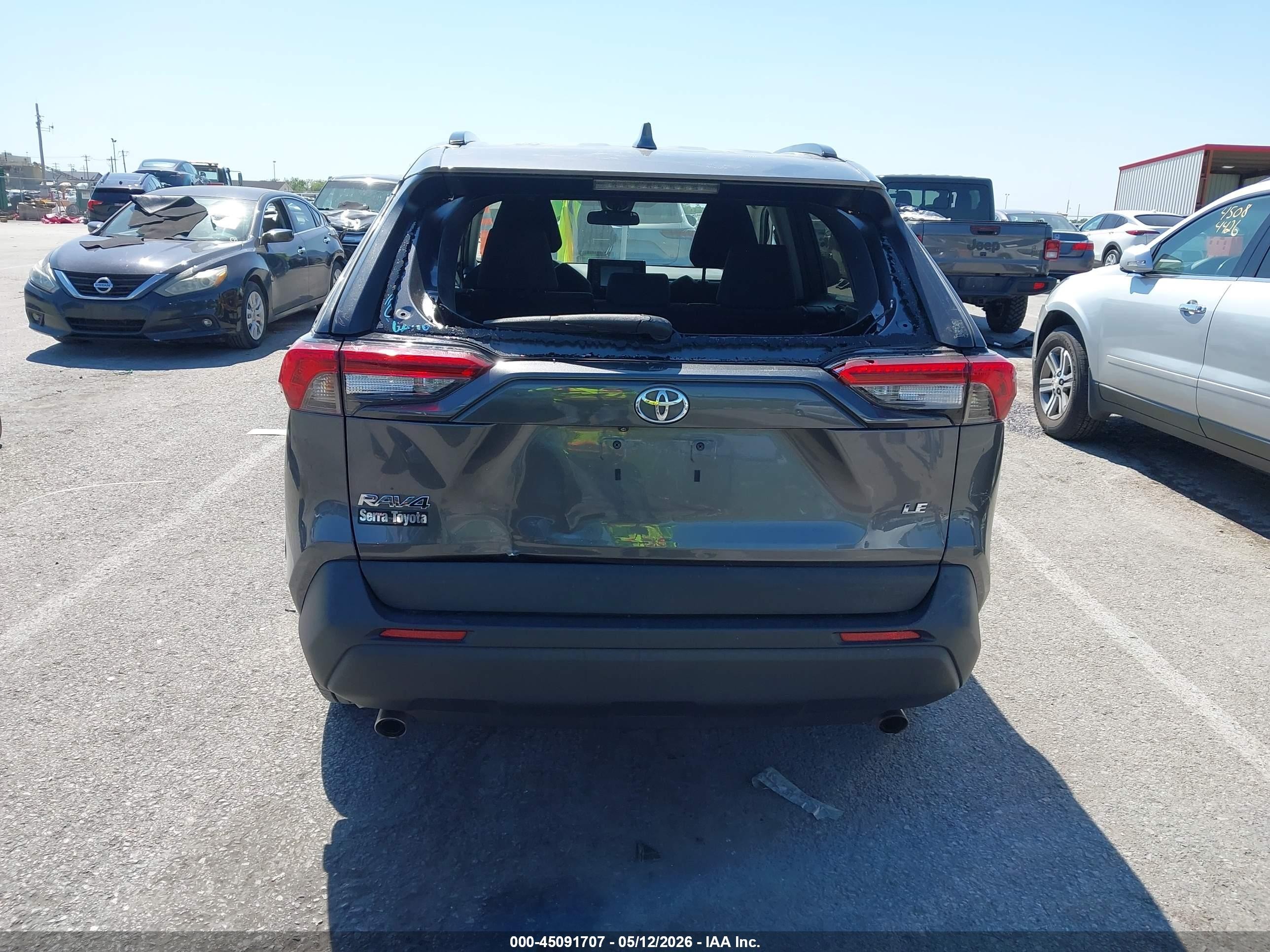 2021 Toyota Rav4 Le Gray vin: 2T3H1RFVXMC130202