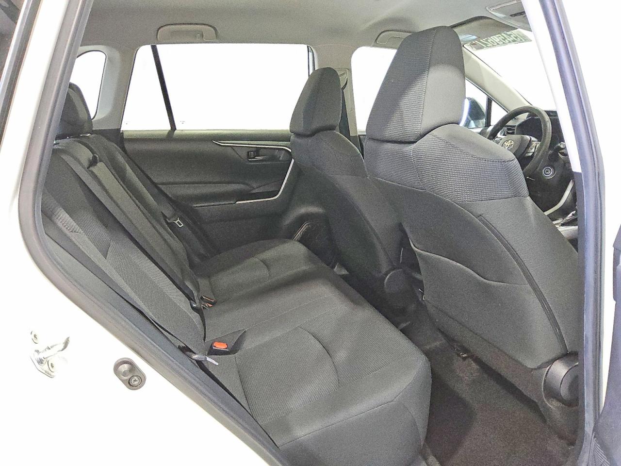 2021 Toyota Rav4 Le Белый vin: 2T3H1RFVXMC163183
