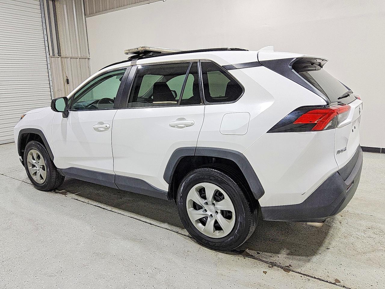 2021 Toyota Rav4 Le Белый vin: 2T3H1RFVXMC163183