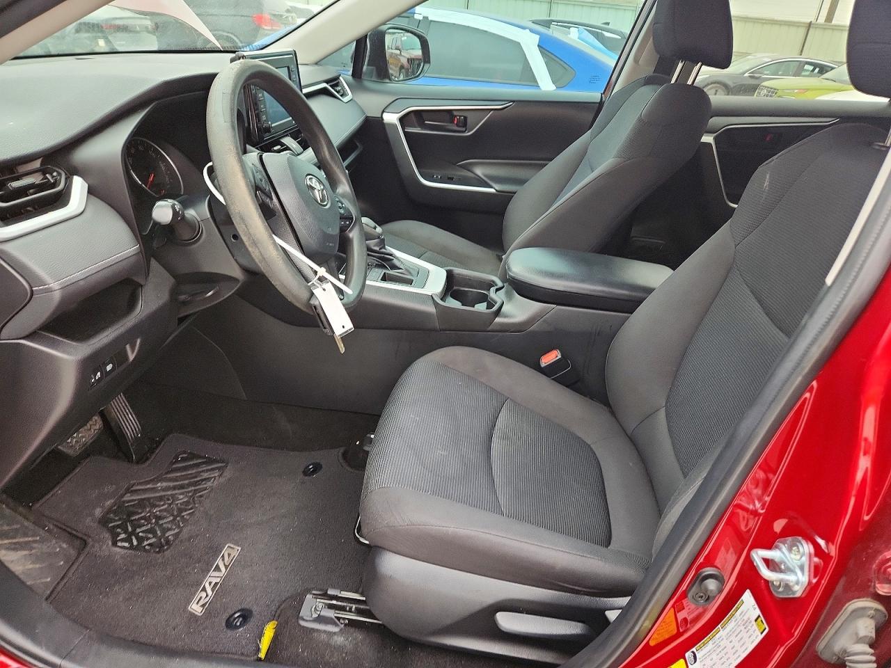 2021 Toyota Rav4 Le Бордовый vin: 2T3H1RFVXMW136788
