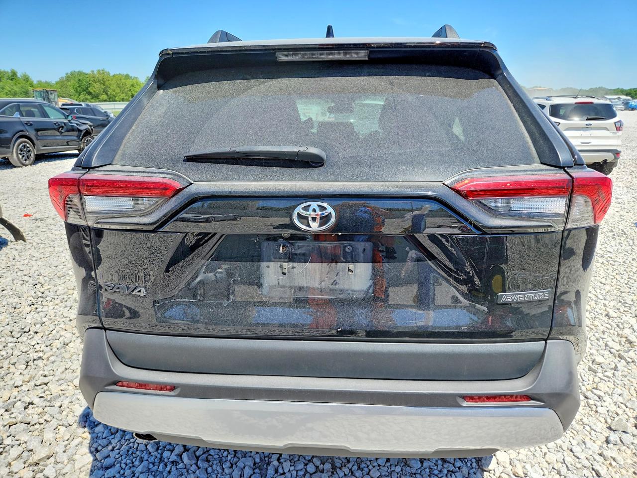 2024 Toyota Rav4 Adventure Black vin: 2T3J1RFV3RW415847