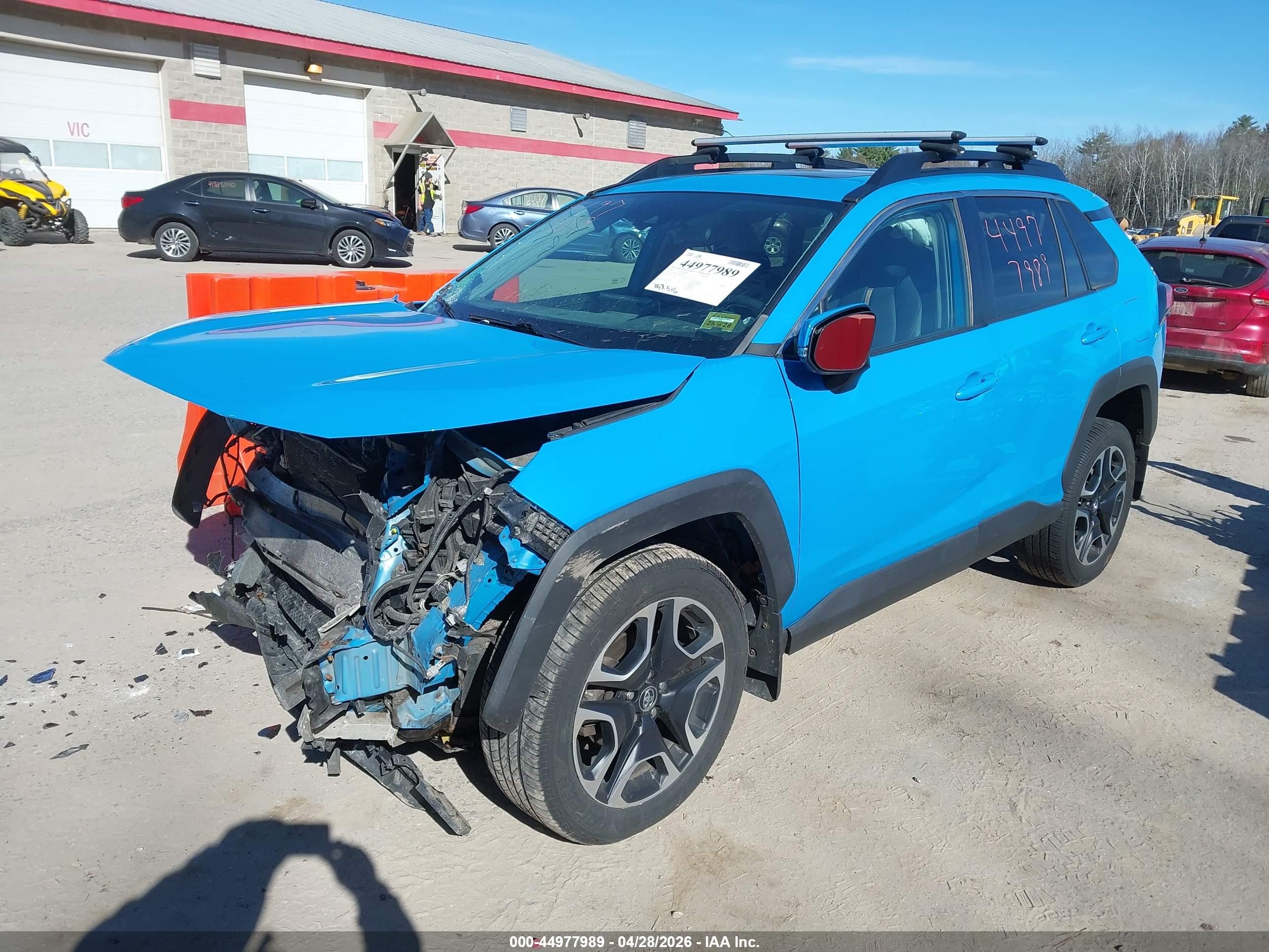2019 Toyota Rav4 Adventure Синий vin: 2T3J1RFV4KW008612
