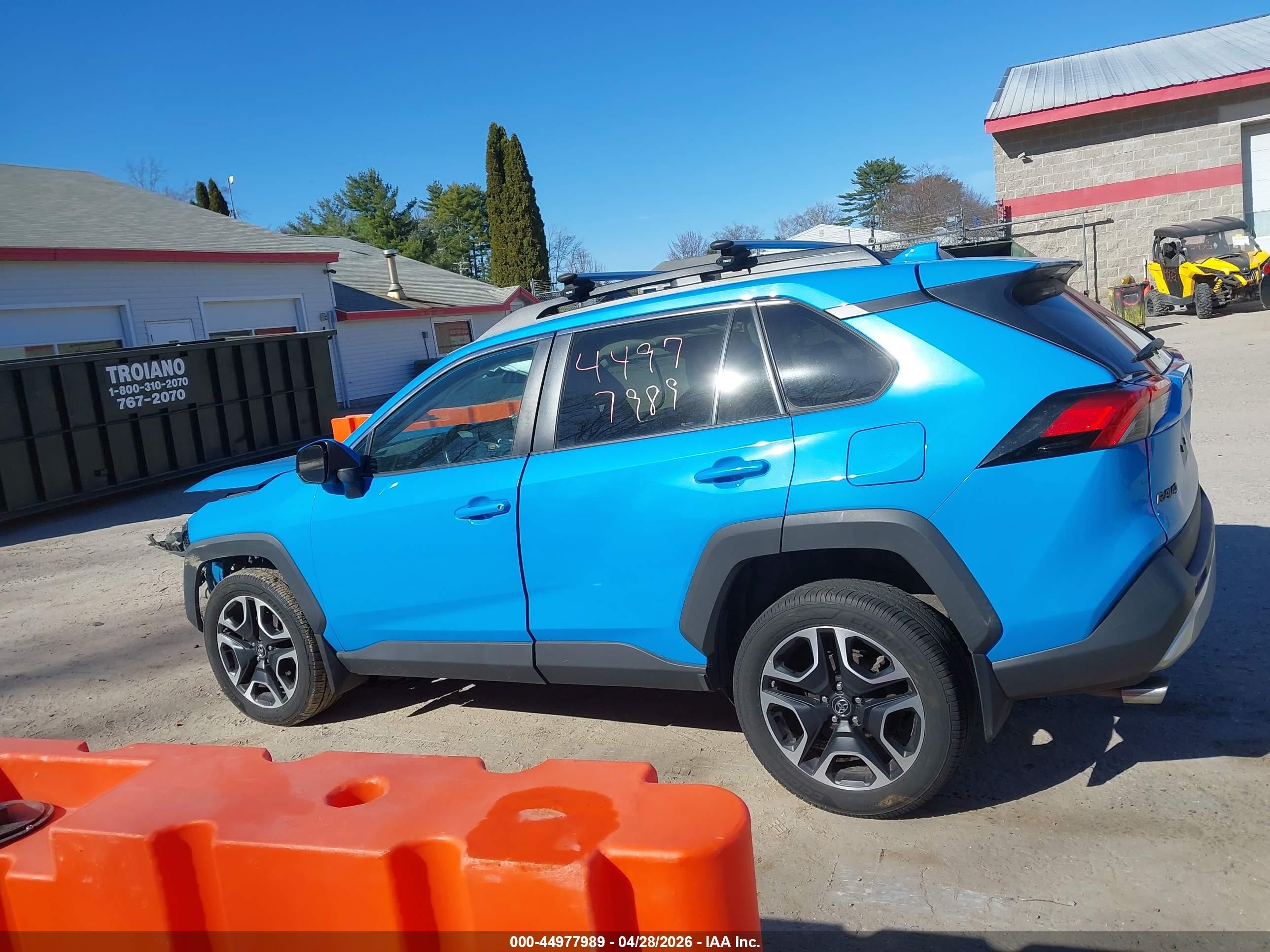 2019 Toyota Rav4 Adventure Синий vin: 2T3J1RFV4KW008612