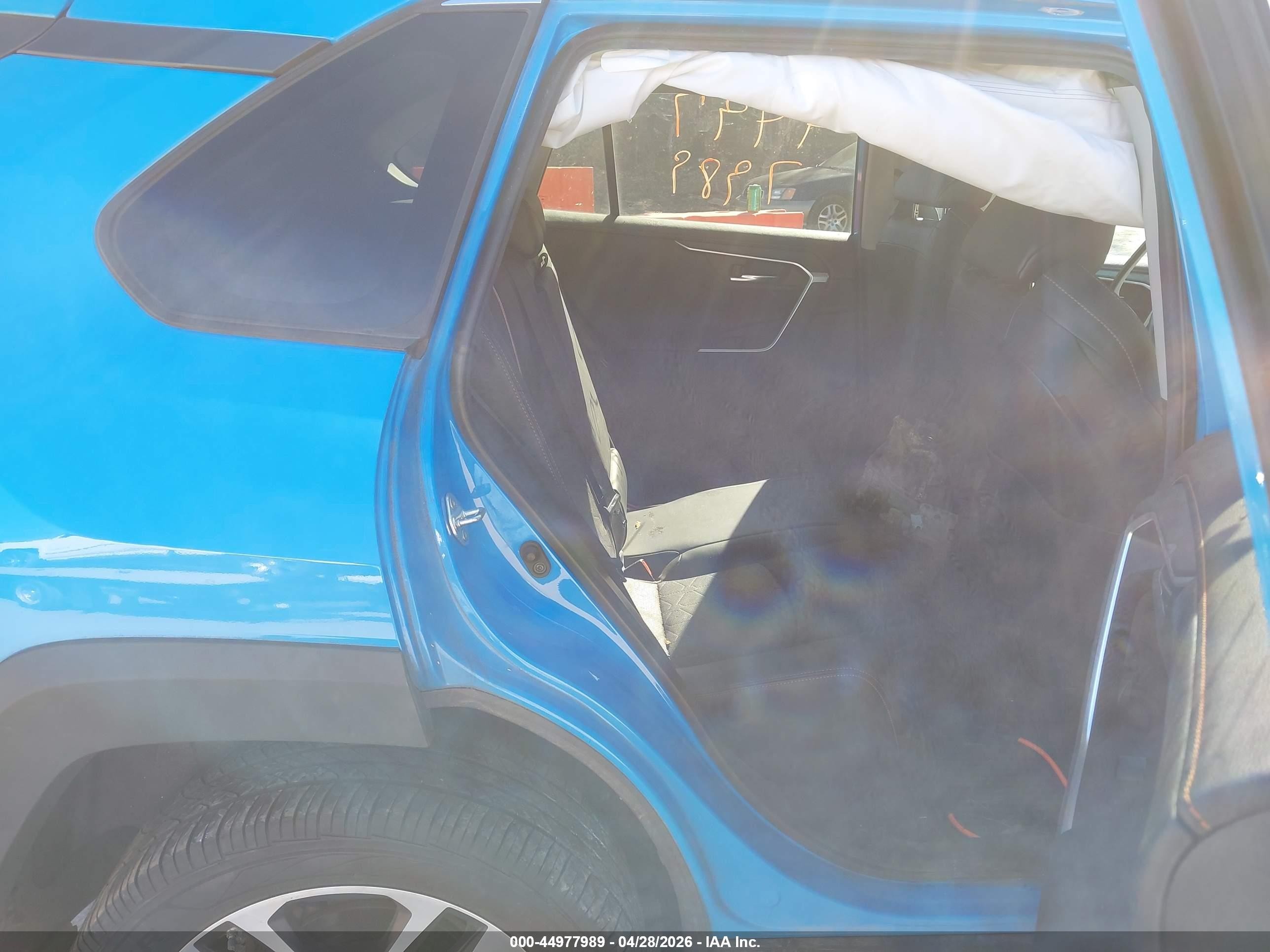 2019 Toyota Rav4 Adventure Синий vin: 2T3J1RFV4KW008612