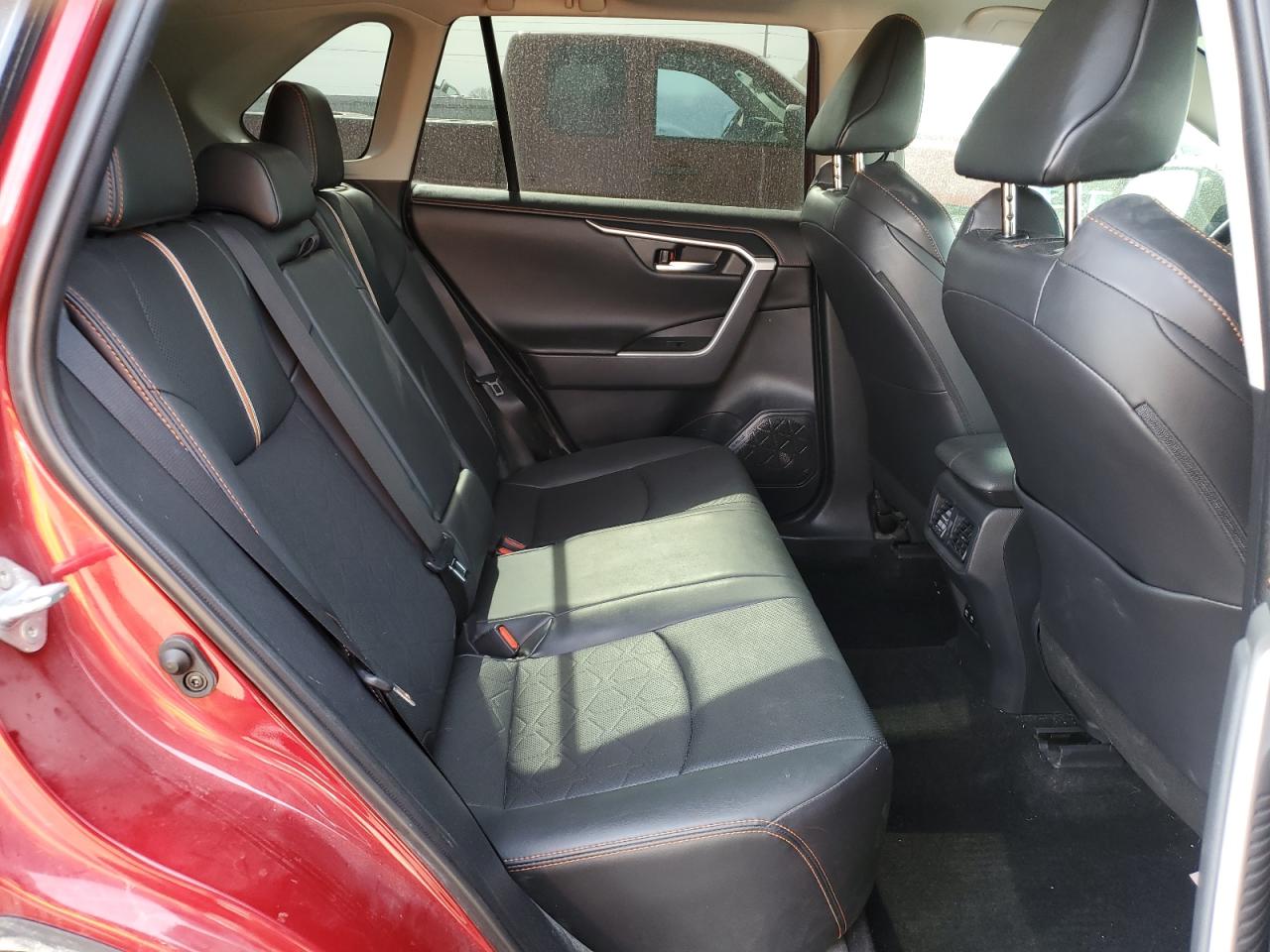 2019 Toyota Rav4 Adventure Maroon vin: 2T3J1RFV8KW021735