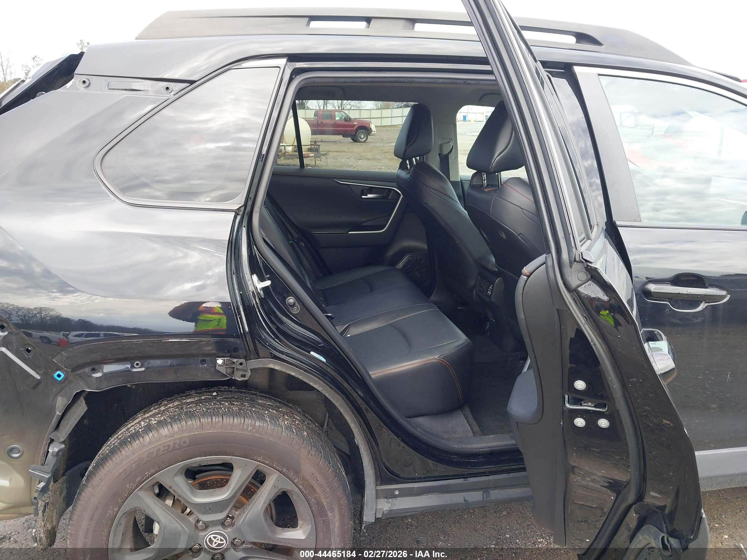2022 Toyota Rav4 Adventure Black vin: 2T3J1RFV9NW285602