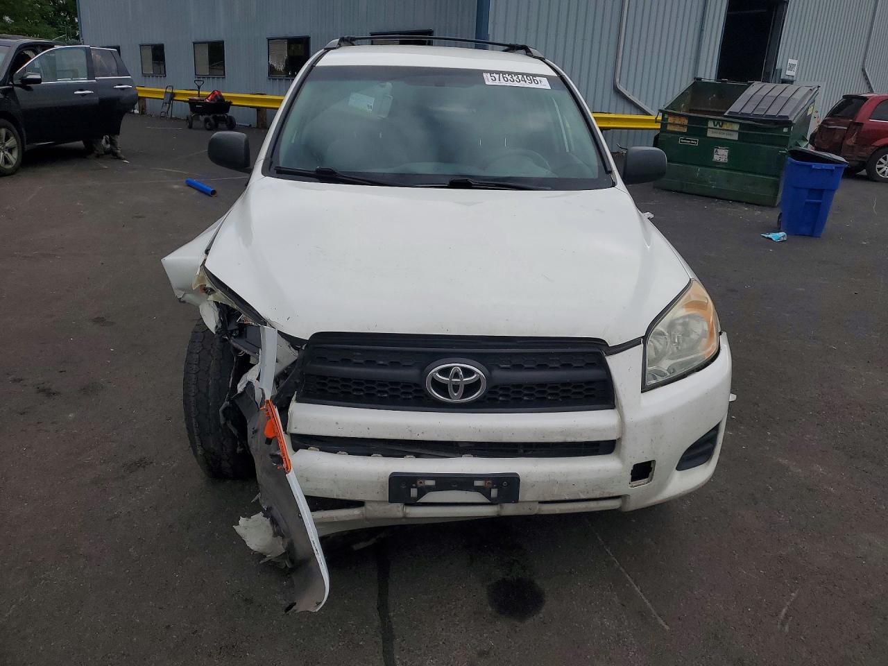 2010 Toyota Rav4 Base White vin: 2T3JF4DV0AW069879