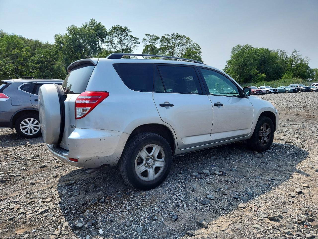 2010 Toyota Rav4 Base Silver vin: 2T3JF4DV0AW071695