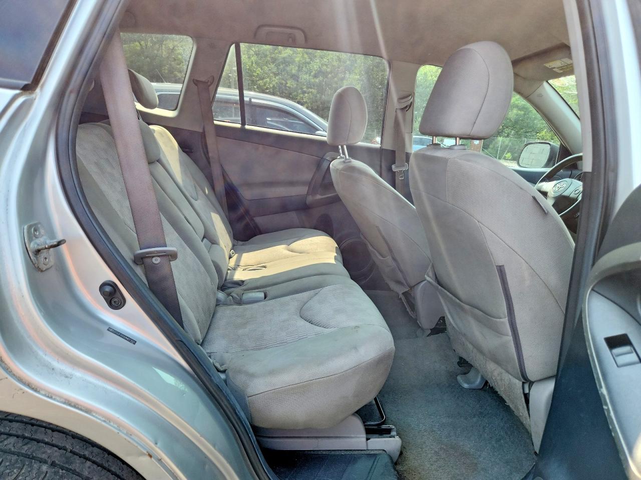 2010 Toyota Rav4 Base Silver vin: 2T3JF4DV0AW071695