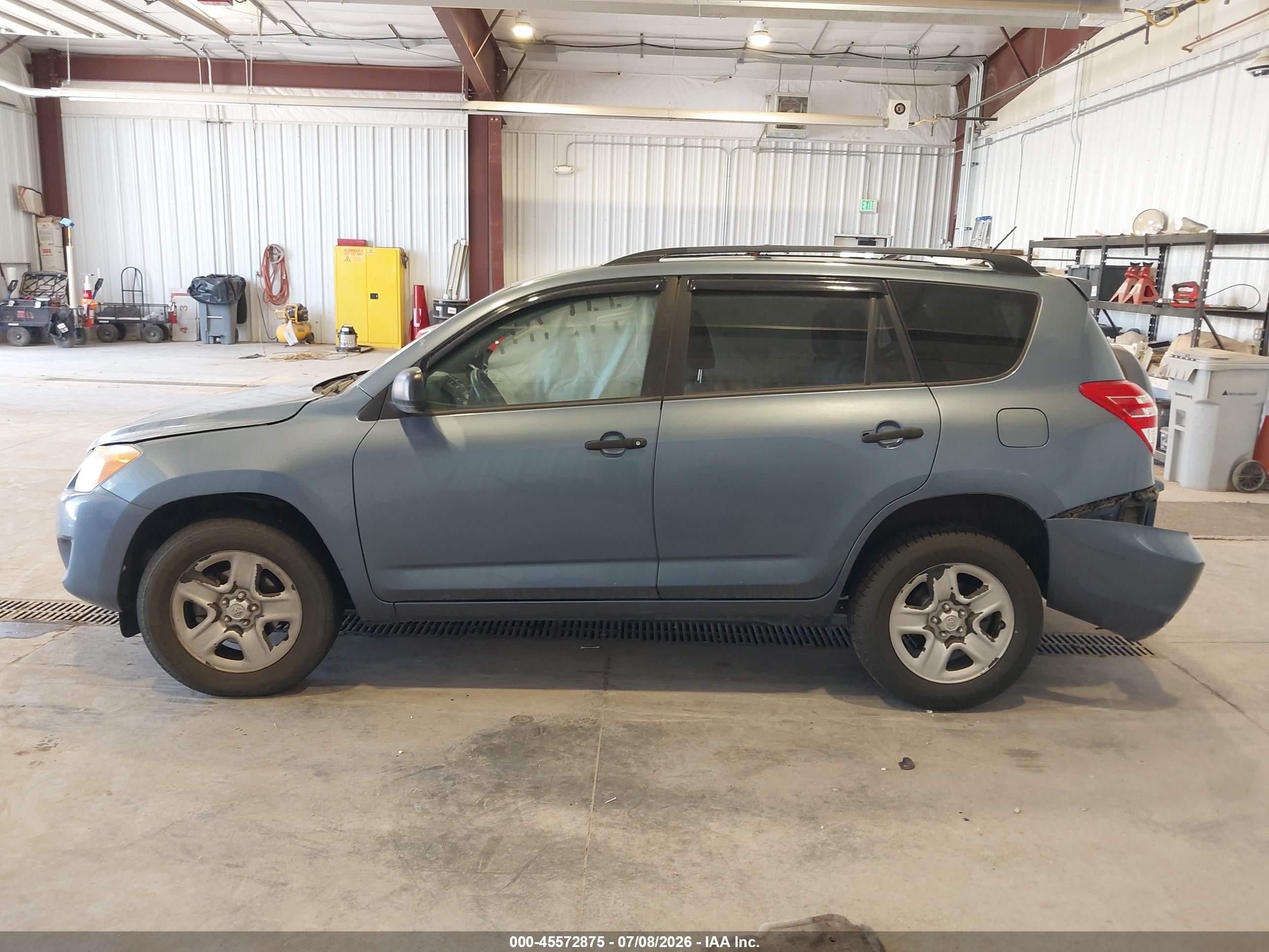 2012 Toyota Rav4   Blue vin: 2T3JF4DV1CW218819
