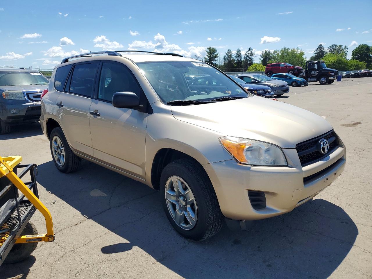 2010 Toyota Rav4 Base Tan vin: 2T3JF4DV4AW069500