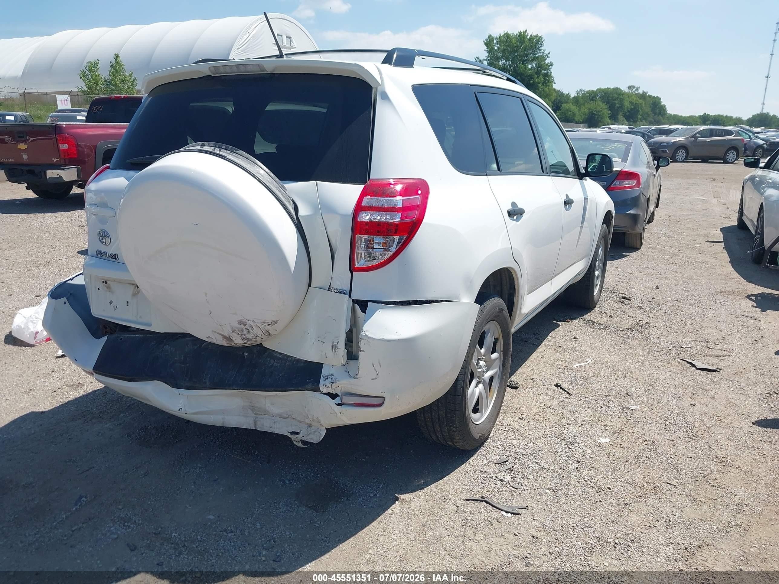 2011 Toyota Rav4   White vin: 2T3JF4DV4BW142334