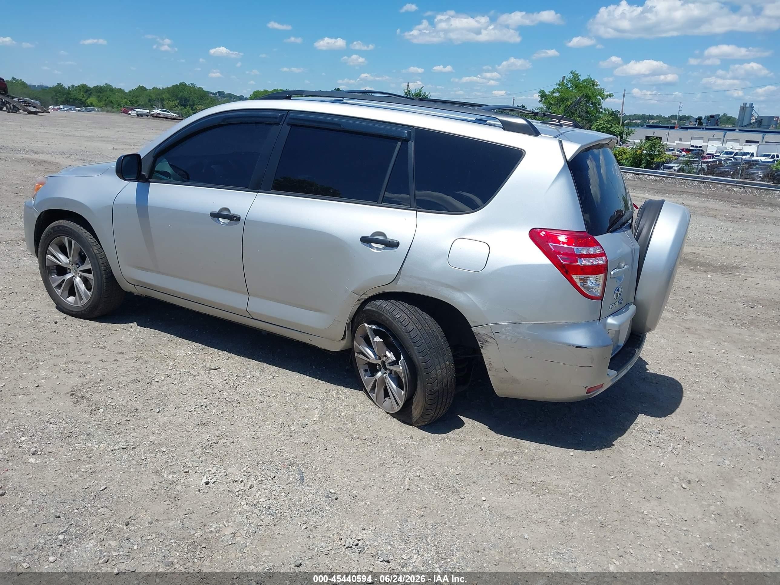 2011 Toyota Rav4 Silver vin: 2T3JF4DV5BW120360