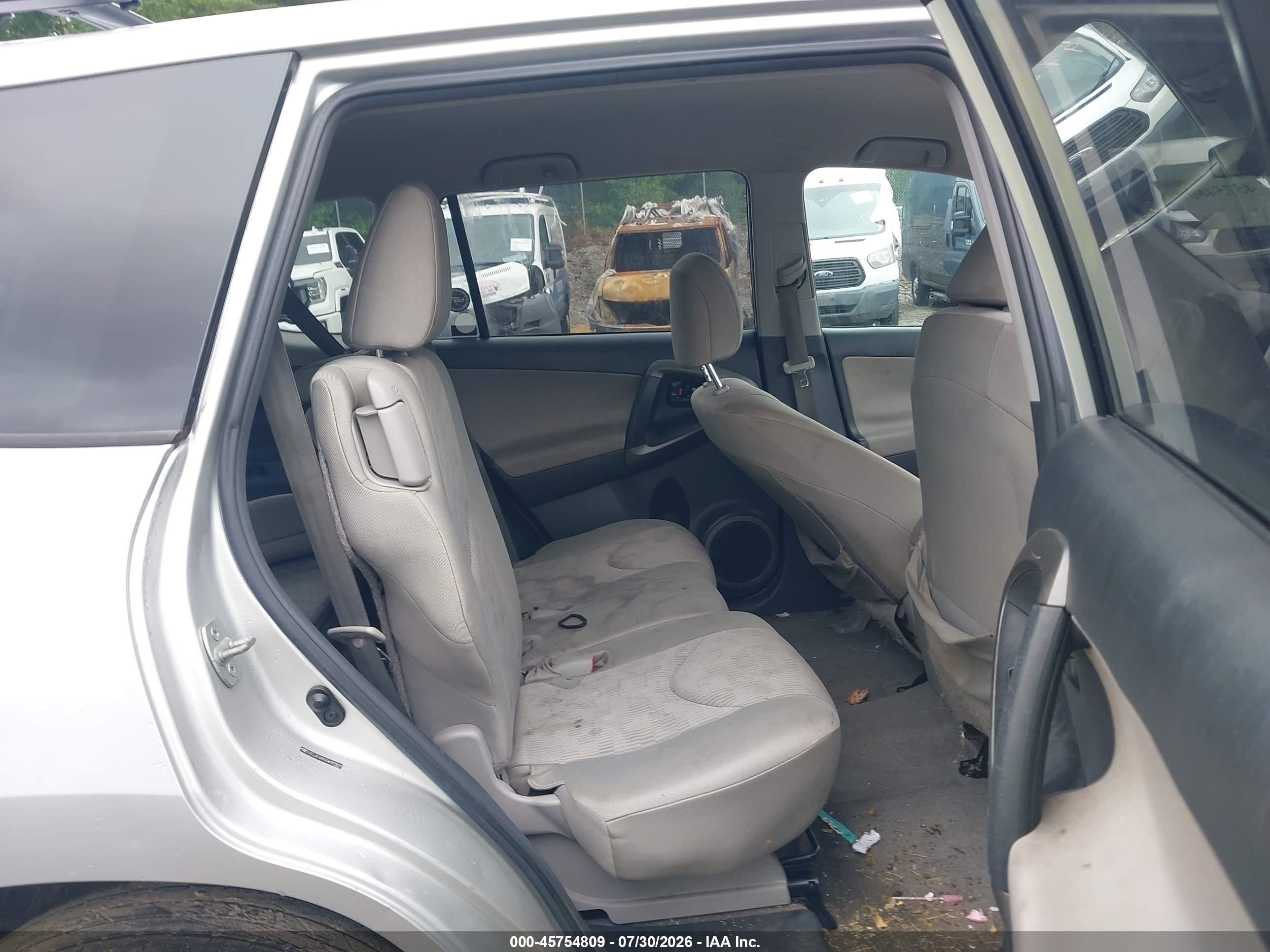 2012 Toyota Rav4   Серебряный vin: 2T3JF4DV5CW187848