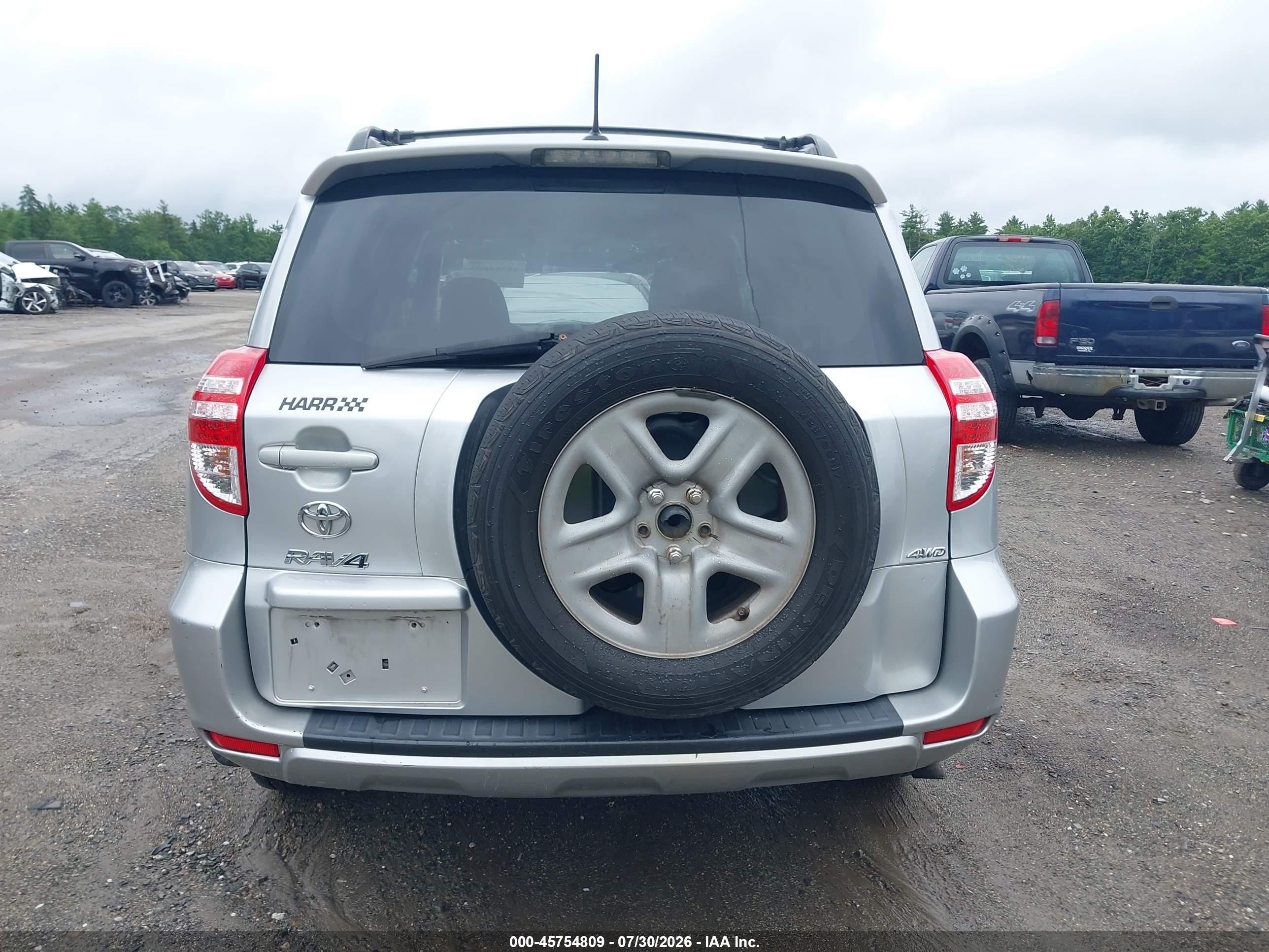 2012 Toyota Rav4   Серебряный vin: 2T3JF4DV5CW187848