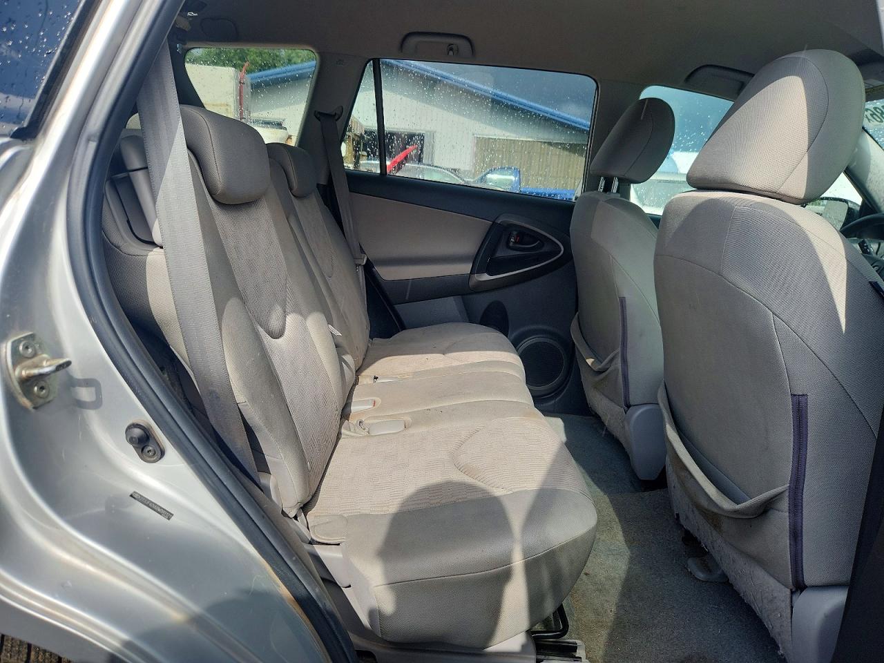 2011 Toyota Rav4 Base Silver vin: 2T3JF4DV6BW089121