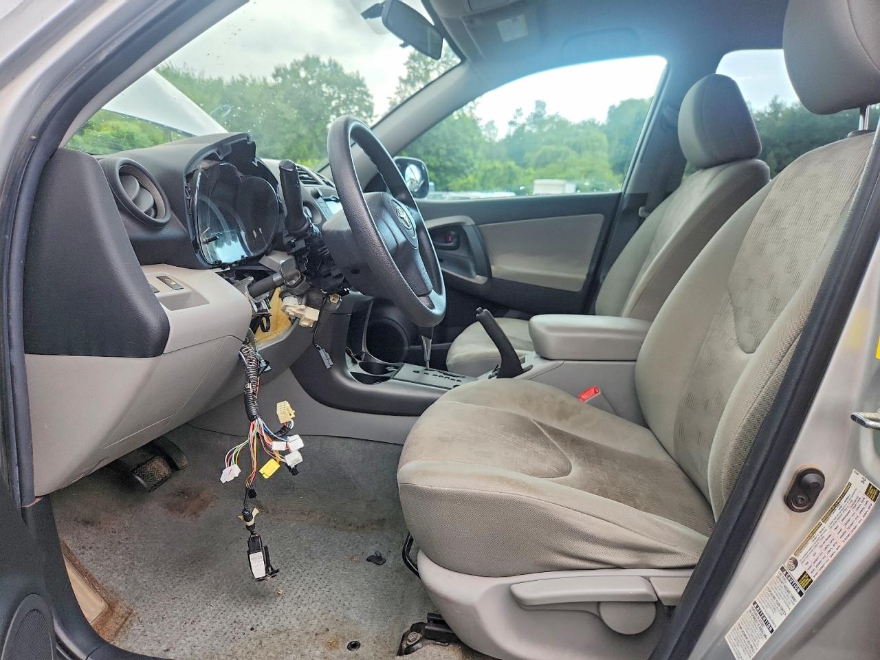 2011 Toyota Rav4 Base Silver vin: 2T3JF4DV6BW089121