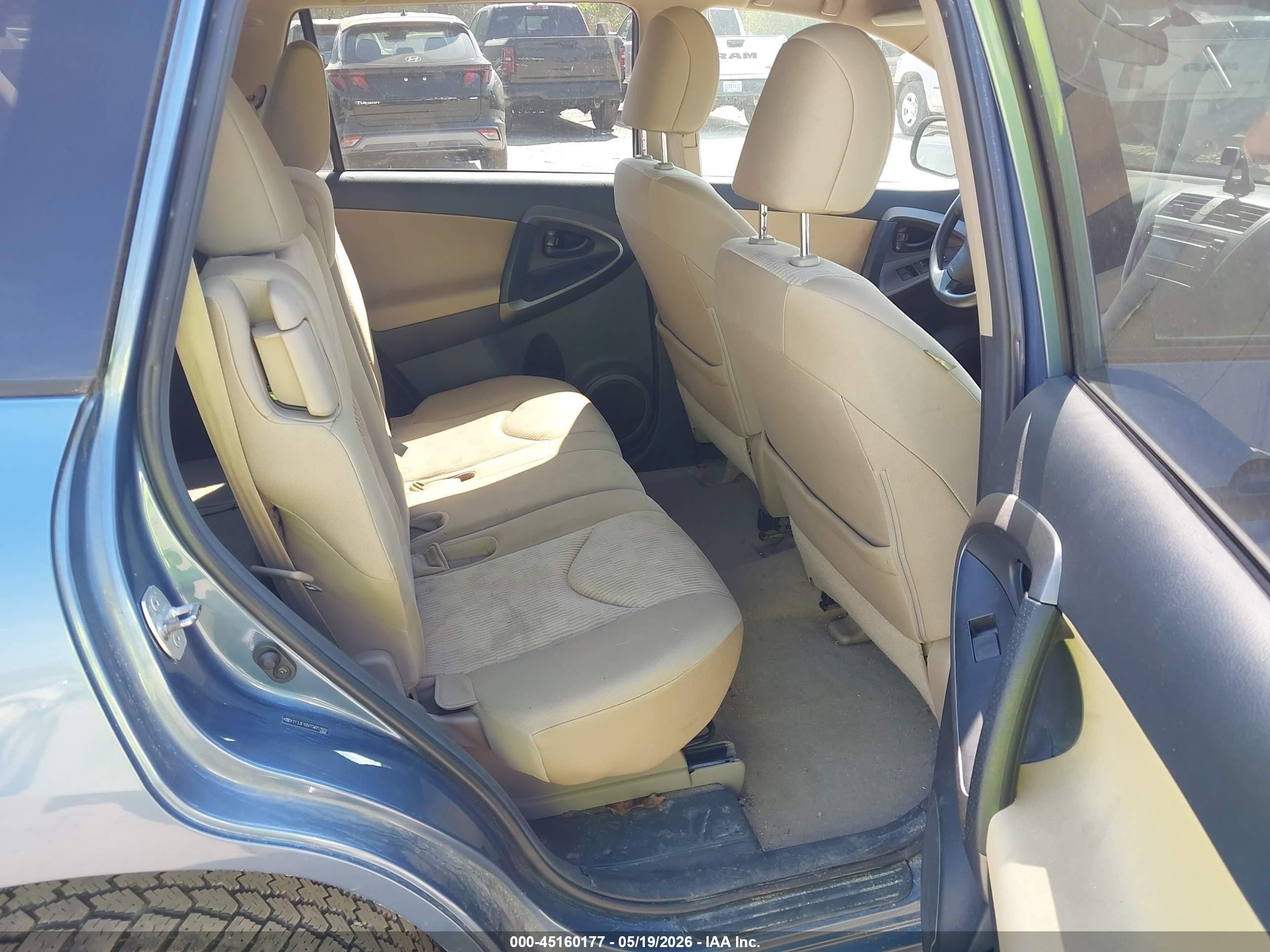 2012 Toyota Rav4   Blue vin: 2T3JF4DV7CW251937