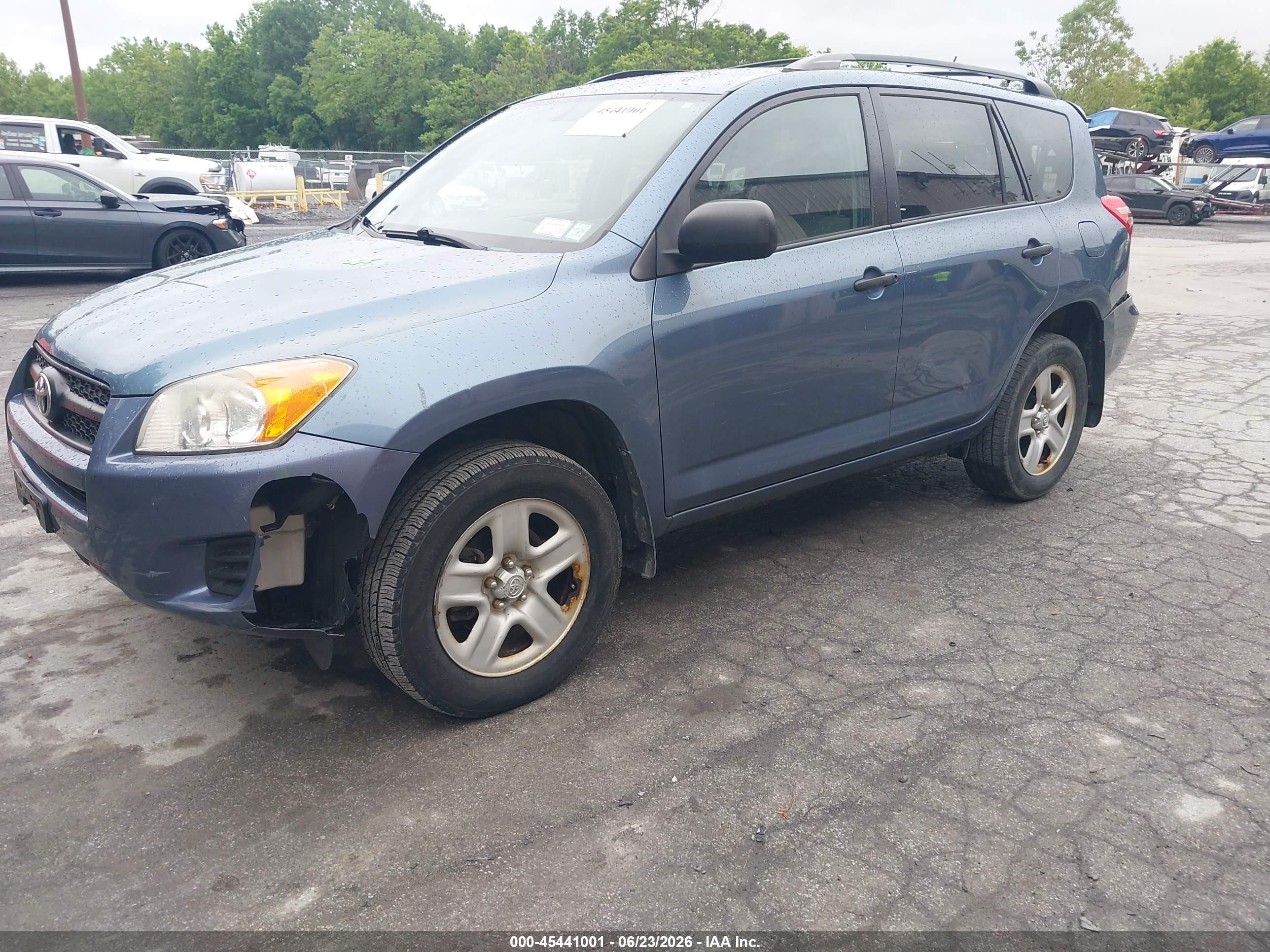 2011 Toyota Rav4   Синий vin: 2T3JF4DV8BW116920