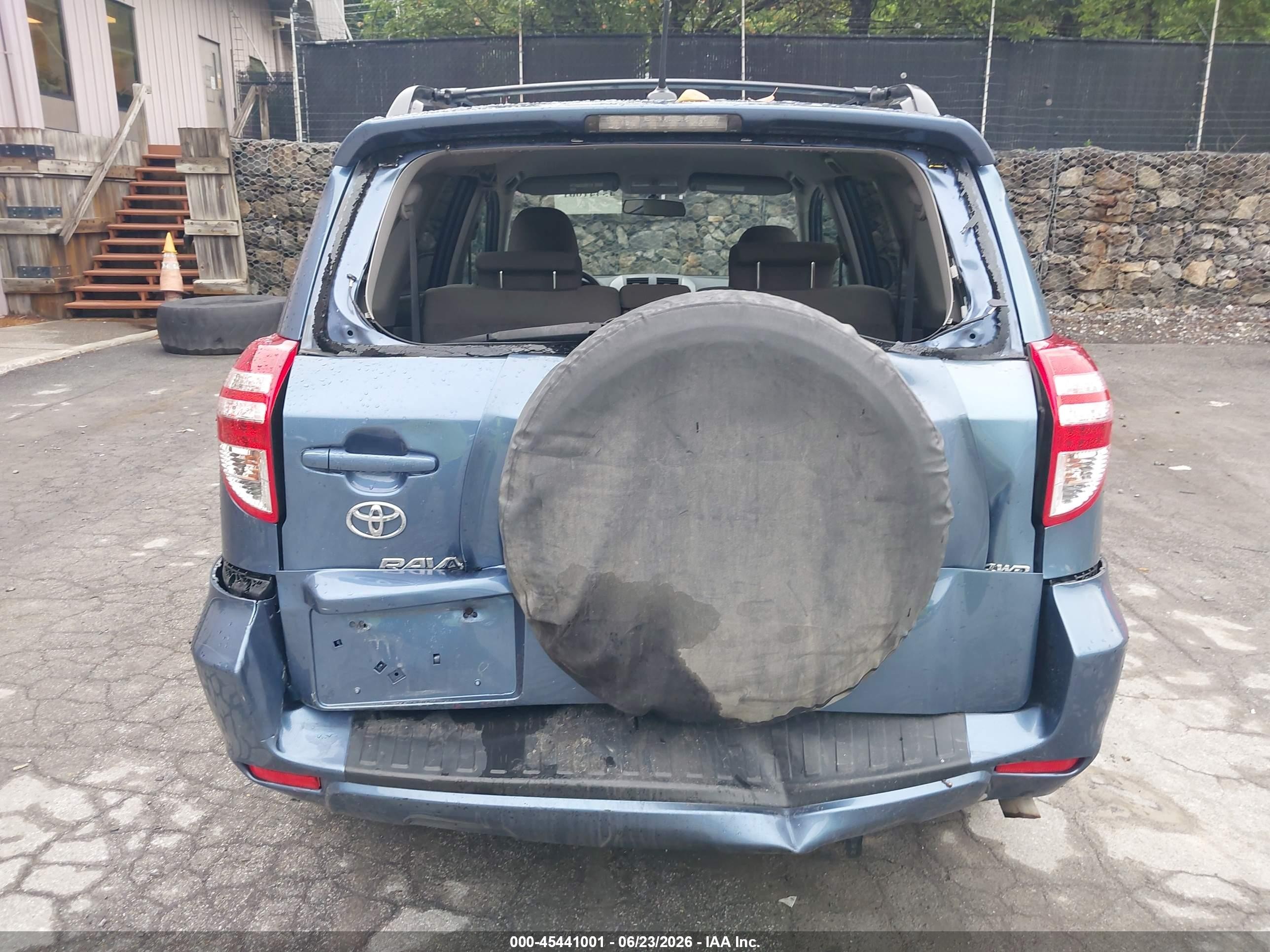 2011 Toyota Rav4   Синий vin: 2T3JF4DV8BW116920
