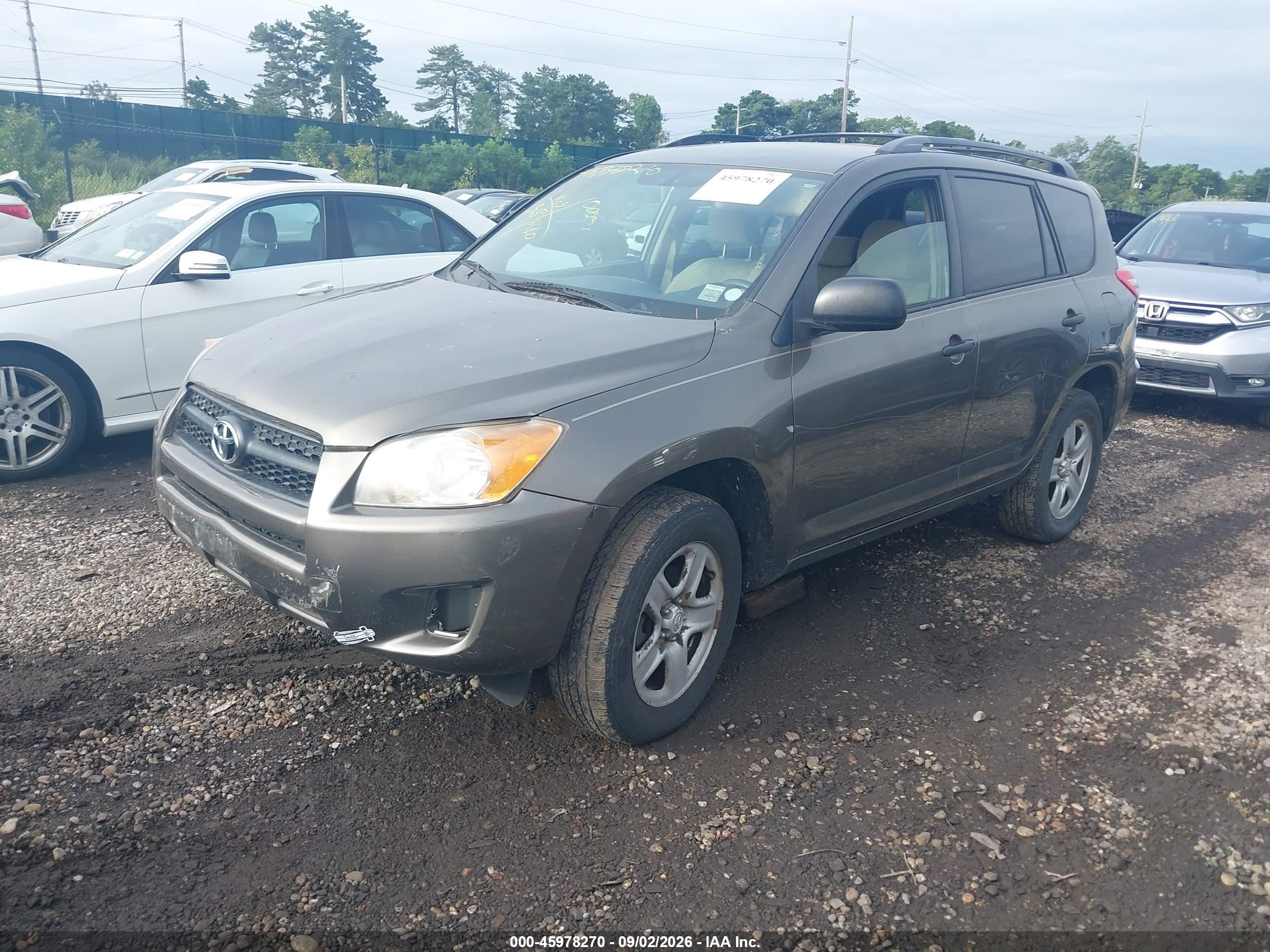 2010 Toyota Rav4   Коричневый vin: 2T3JF4DV9AW054135