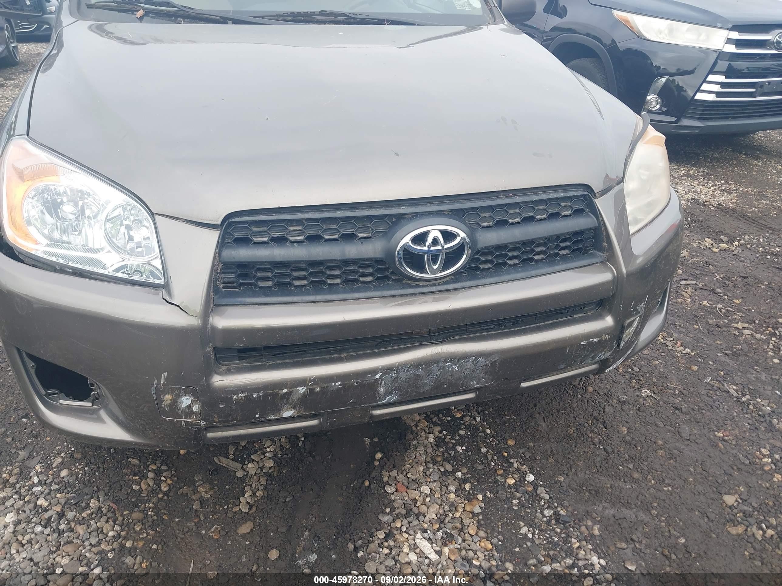 2010 Toyota Rav4   Коричневый vin: 2T3JF4DV9AW054135