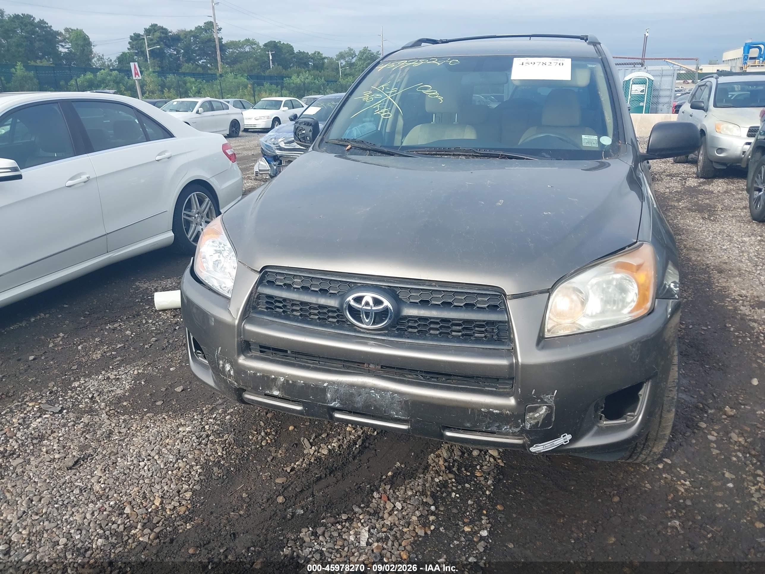2010 Toyota Rav4   Коричневый vin: 2T3JF4DV9AW054135