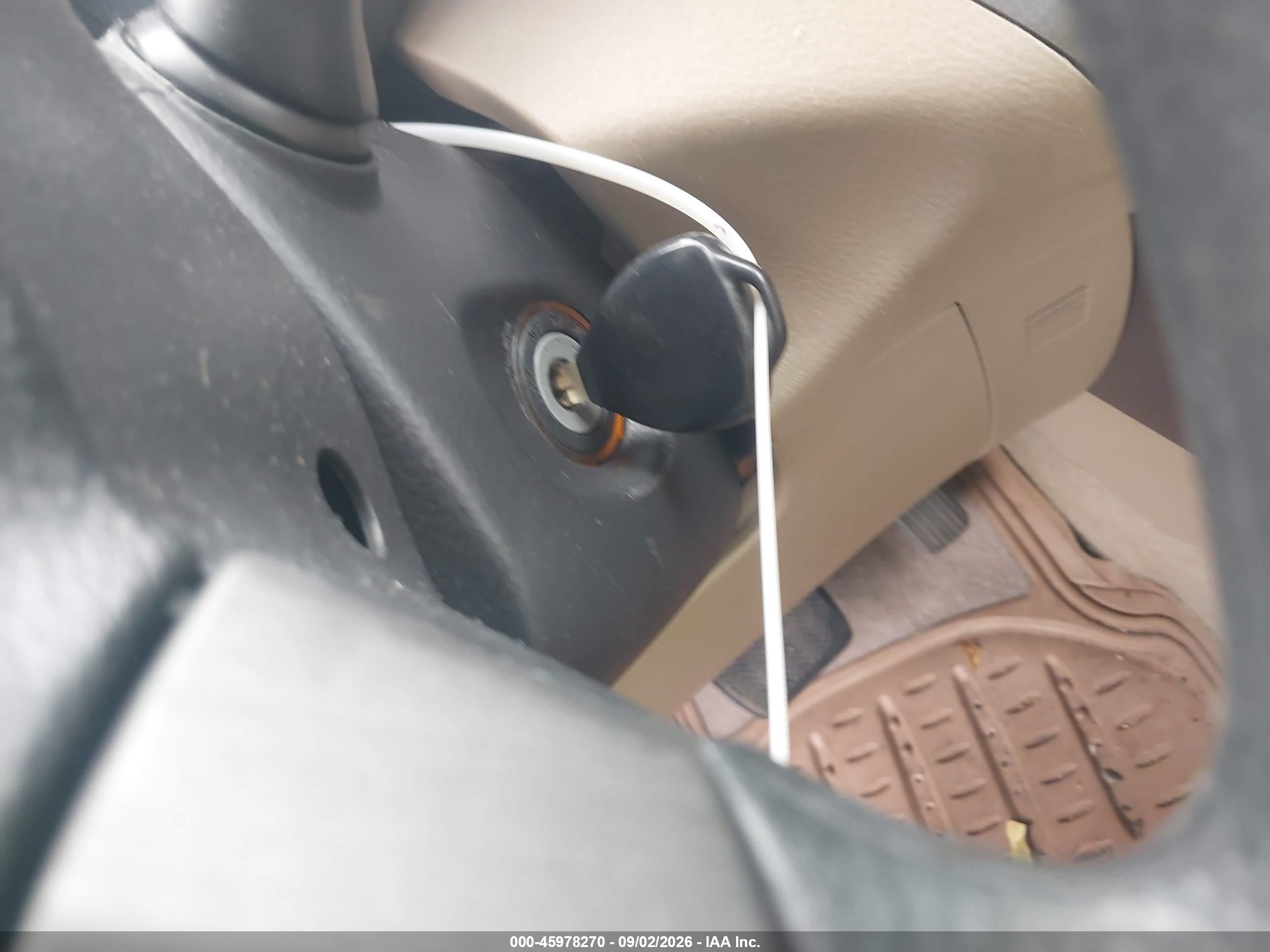 2010 Toyota Rav4   Коричневый vin: 2T3JF4DV9AW054135