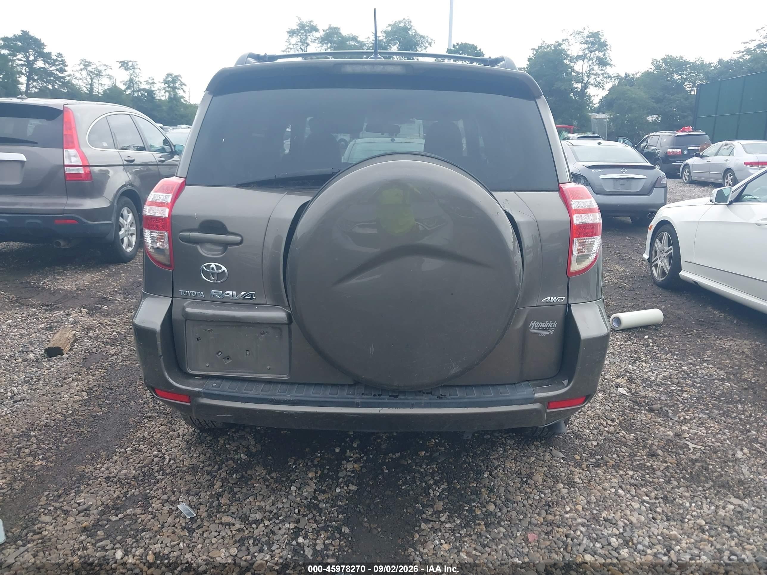 2010 Toyota Rav4   Коричневый vin: 2T3JF4DV9AW054135