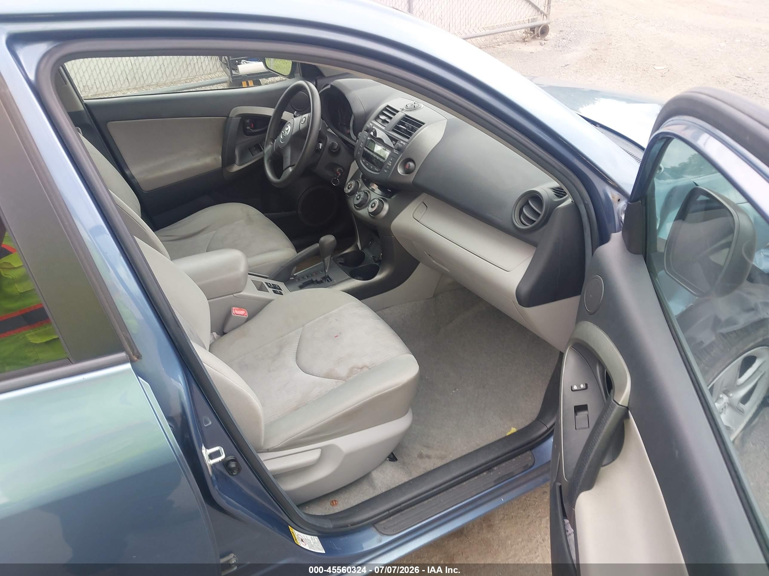 2011 Toyota Rav4   Light Blue vin: 2T3JF4DV9BW140675