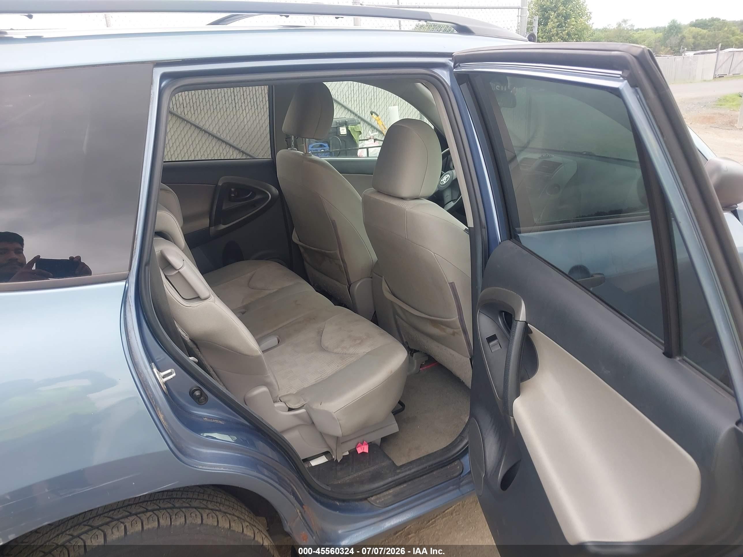 2011 Toyota Rav4   Light Blue vin: 2T3JF4DV9BW140675