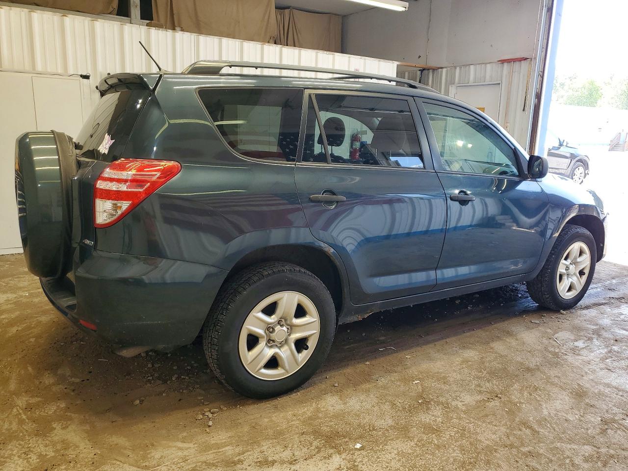 2011 Toyt Rav4 Base Blue vin: 2T3JF4DVXBW083838