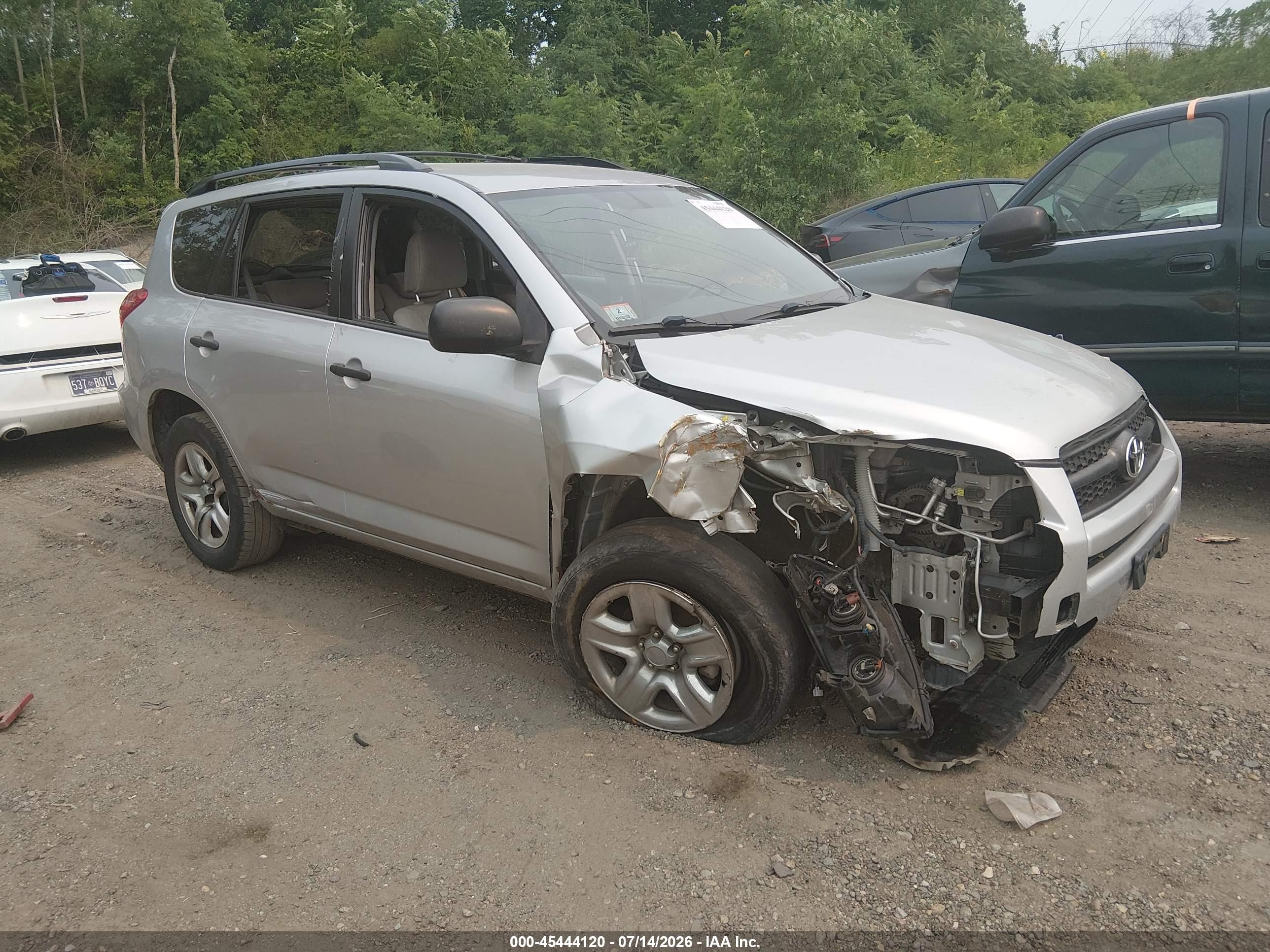 2011 Toyota Rav4   Silver vin: 2T3JF4DVXBW085542