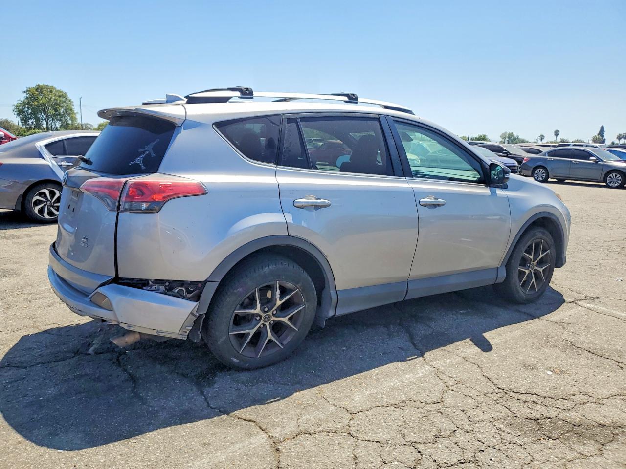 2016 Toyota Rav4 Se Silver vin: 2T3JFREV2GW535476