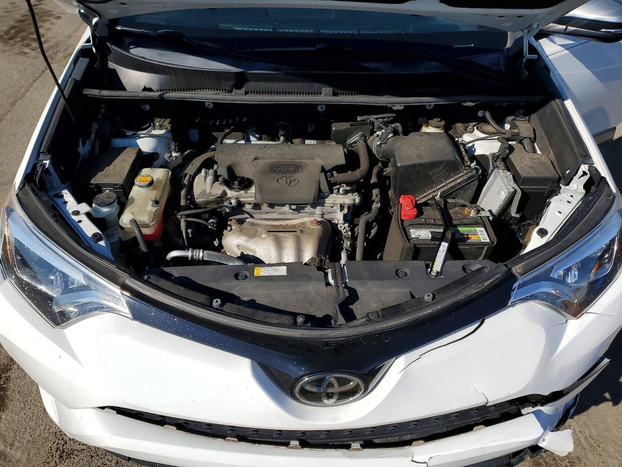 2018 Toyota Rav4 Se White vin: 2T3JFREV6JW804795