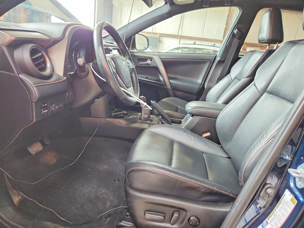 2018 Toyota Rav4 Se Blue vin: 2T3JFREV6JW839420