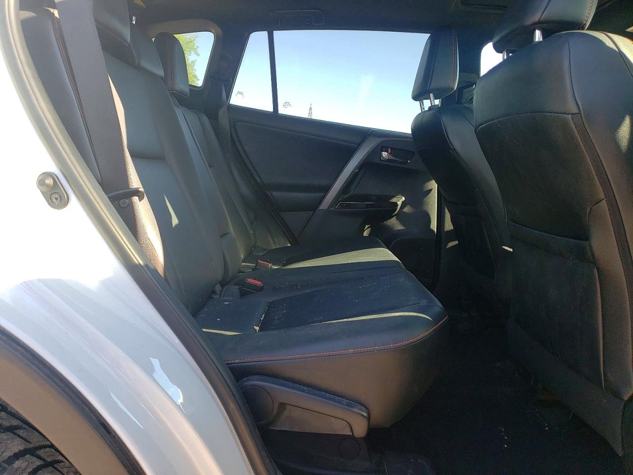2016 Toyota Rav4 Se White vin: 2T3JFREV8GW516849