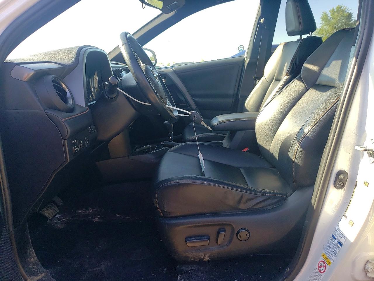 2016 Toyota Rav4 Se White vin: 2T3JFREV8GW516849