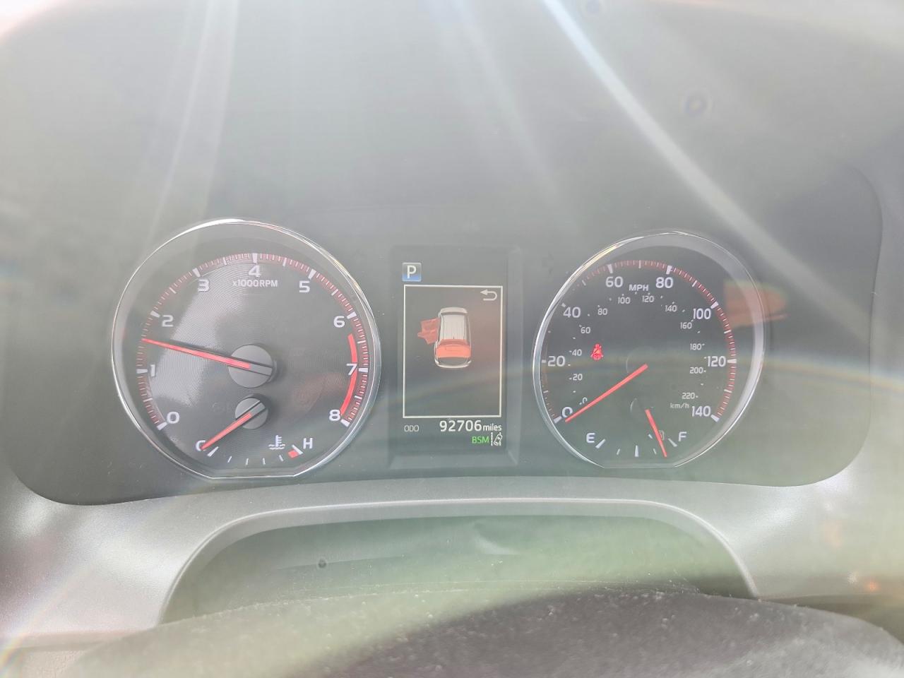 2018 Toyota Rav4 Se Белый vin: 2T3JFREV8JW736516