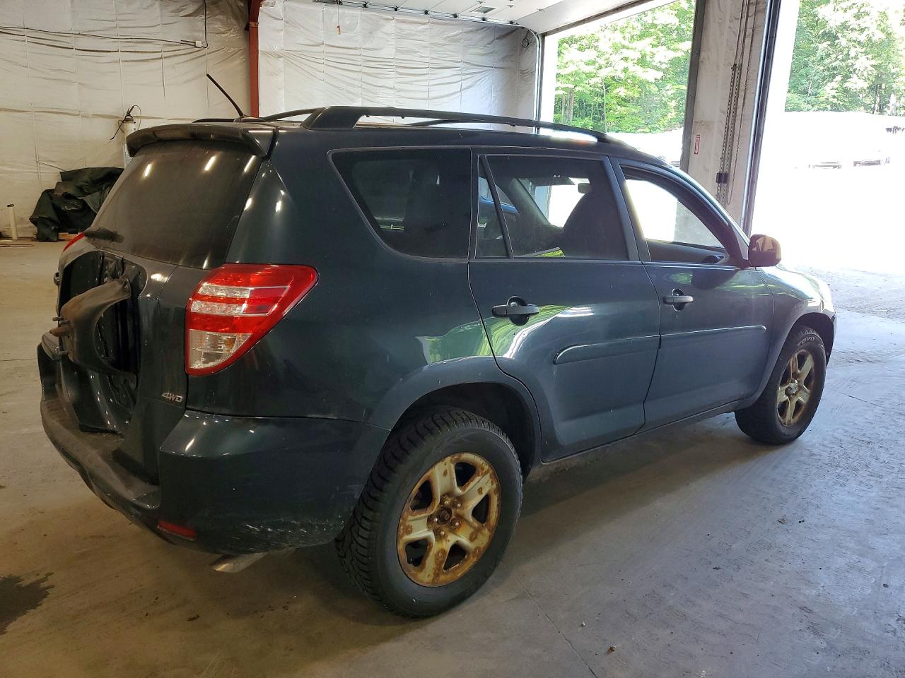 2011 Toyota Rav4 Base Green vin: 2T3JK4DV3BW047839